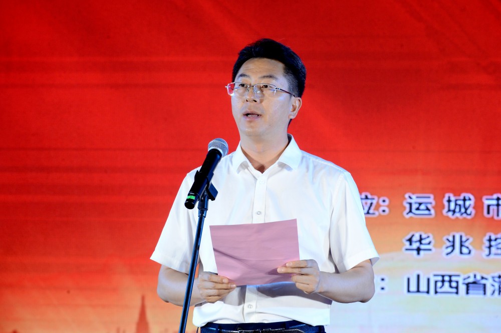 2.钟永来致辞.jpg