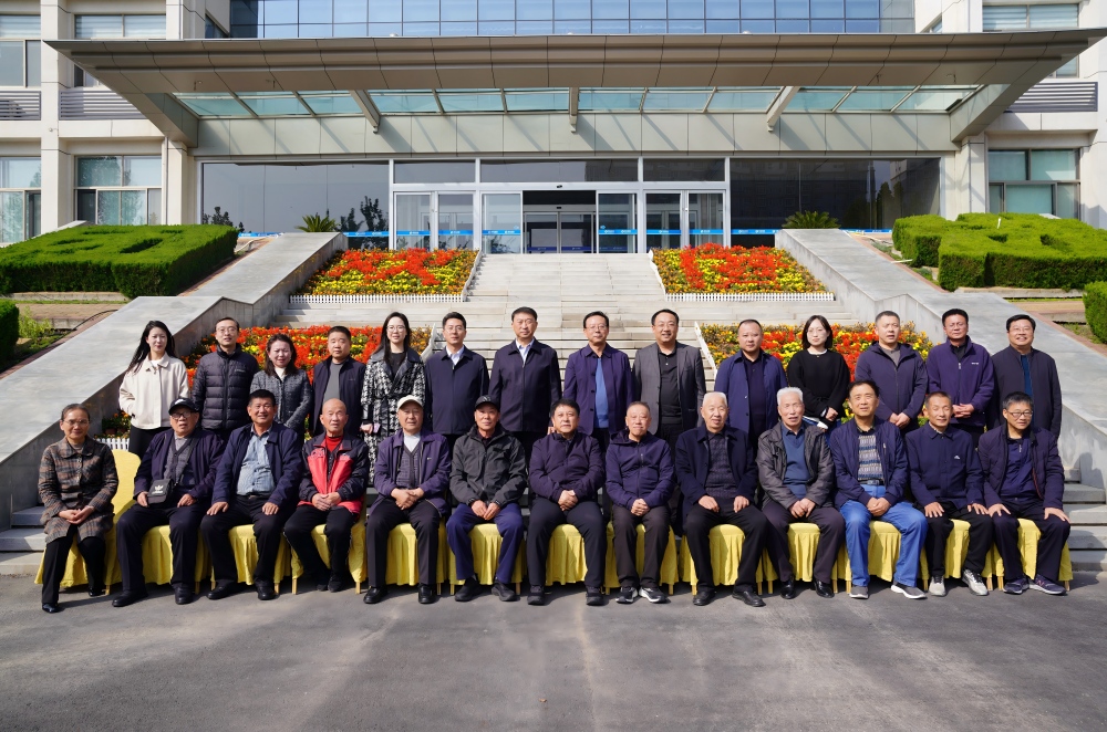2025年重阳节慰问活动.jpg